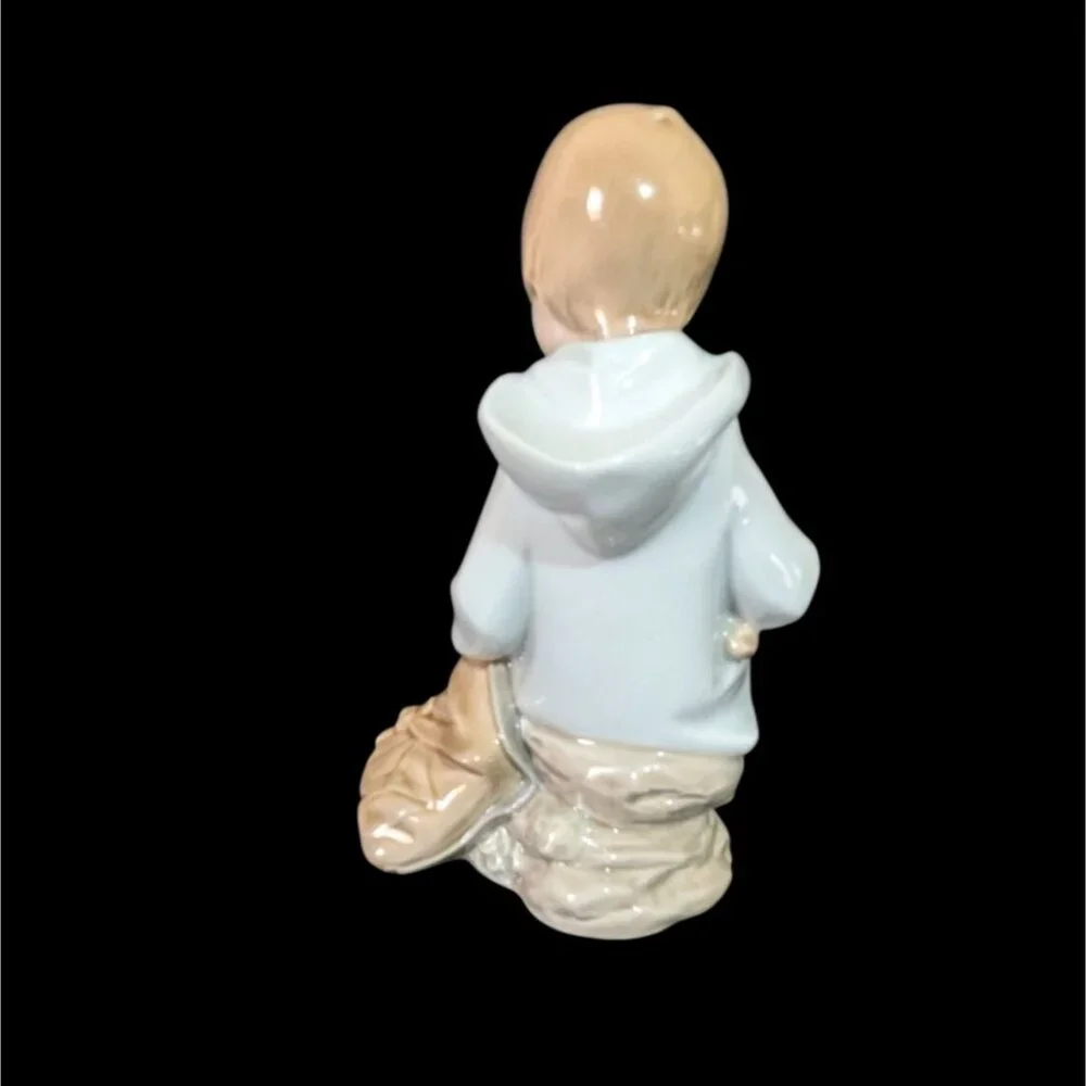 NAO by Lladro 1987 Figurine Boy Sitting on Bag Holding Bunny Rabbit‎ Vintage